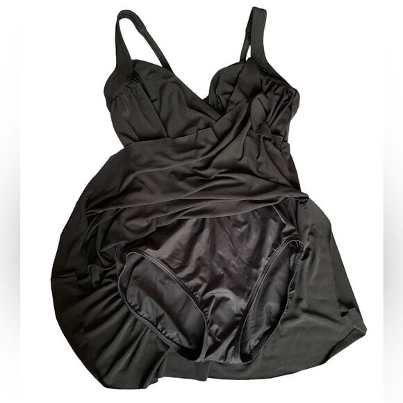 Women's Slimming Control Swim Dress - Dreamsuit by Miracle Brands size 10 - Picture 6 of 8